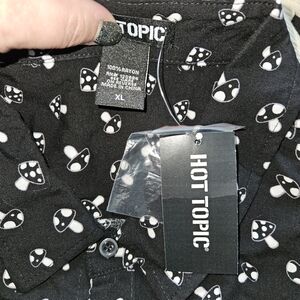 New nwt hot topic mushroom mushie shirt xl